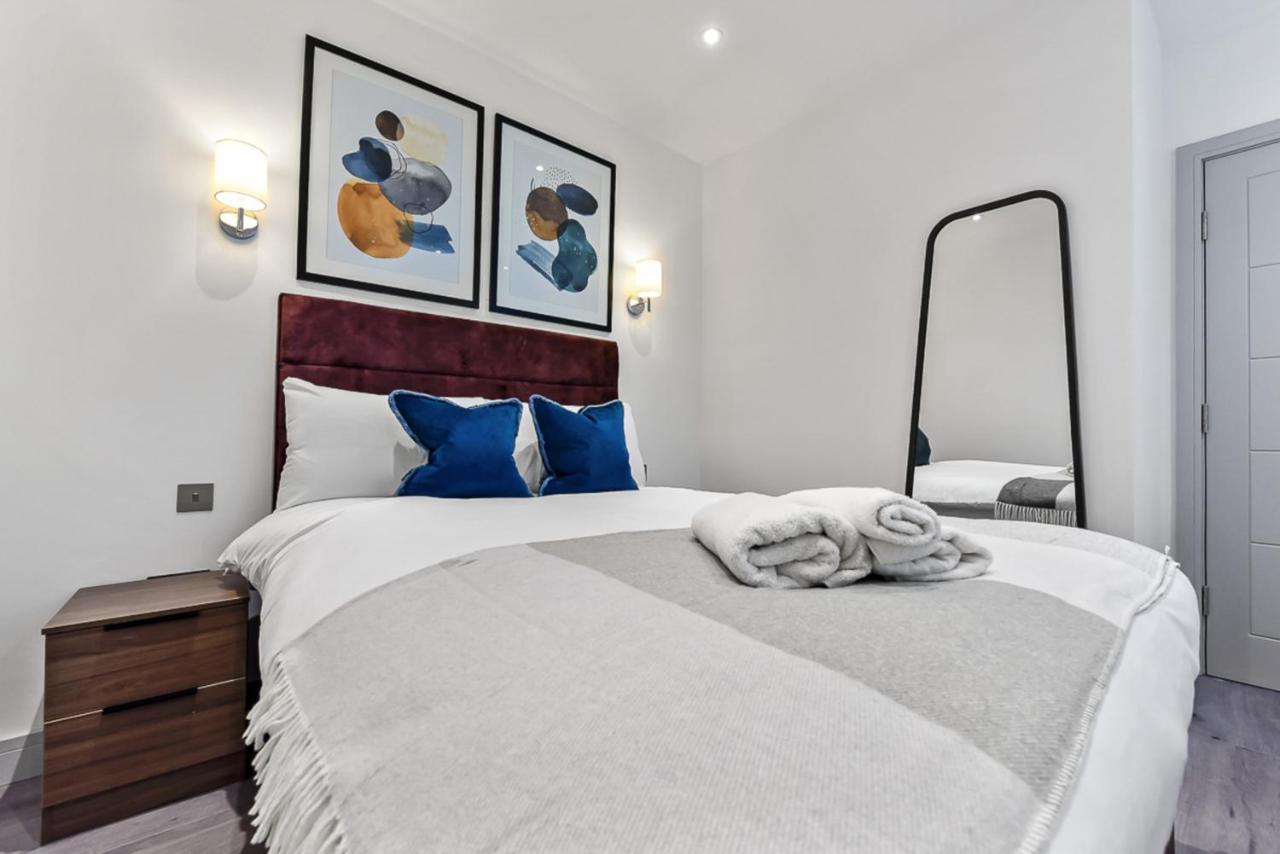 Amazing 2 Bedroom Apartment In Greater London Exterior foto